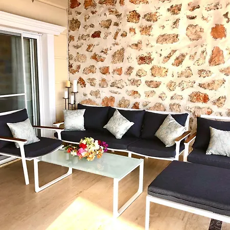 Amazing Seafront 4 Bedrooms Villa In Kalkan Centre Villa